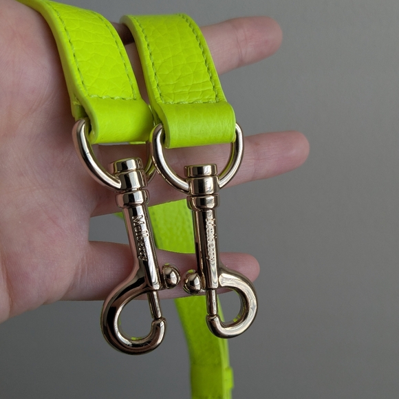 Mulberry Mini Alexa In Neon Yellow - Picture 15 of 16